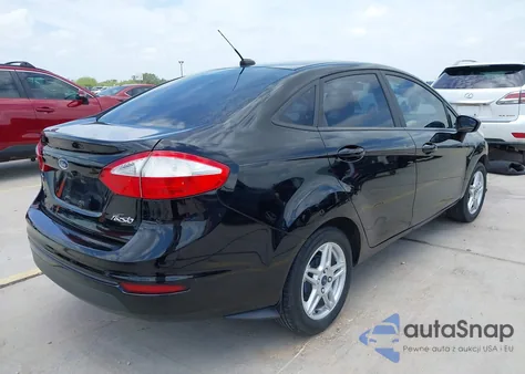 2019 Ford Fiesta Se z USA, uszkodzony, nr VIN 3FADP4BJ8KM162894